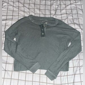 Super cute  AE waffle long sleeve